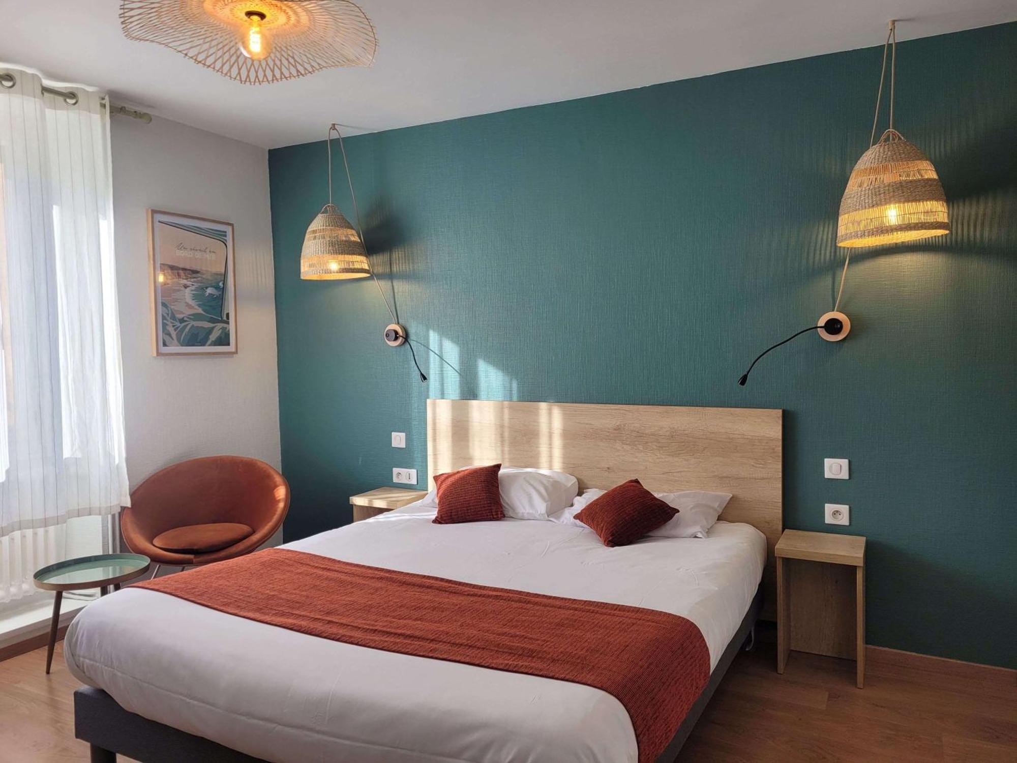קונקרנו Brit Hotel Des Halles מראה חיצוני תמונה