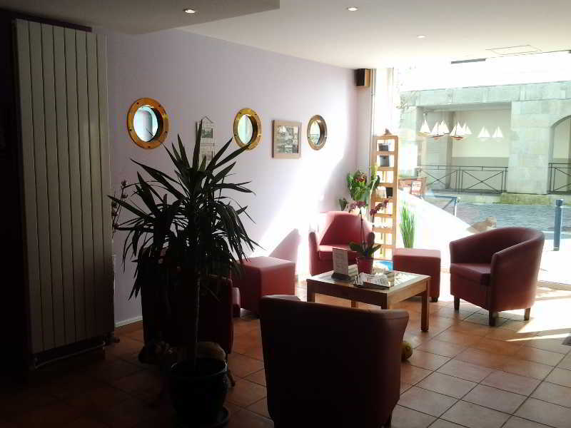 קונקרנו Brit Hotel Des Halles מראה חיצוני תמונה